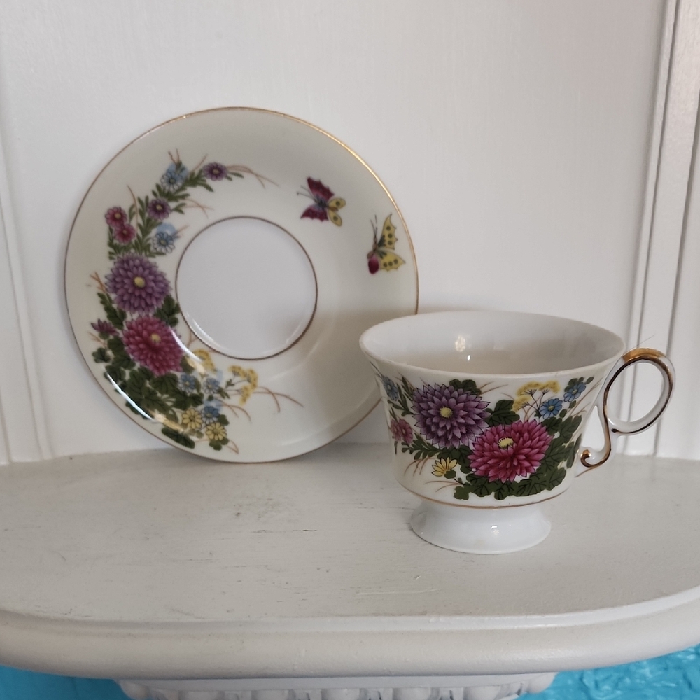 Floral Teacup and Saucer Set
